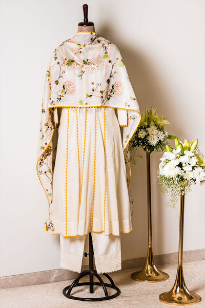 Off-white Tunic with Pants and Dupatta