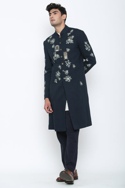 CLASSIC ACHKAN WITH SLIM PANTS